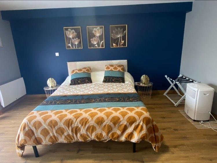 Chez Marie Et Angel Bed & Breakfast Autun Bagian luar foto